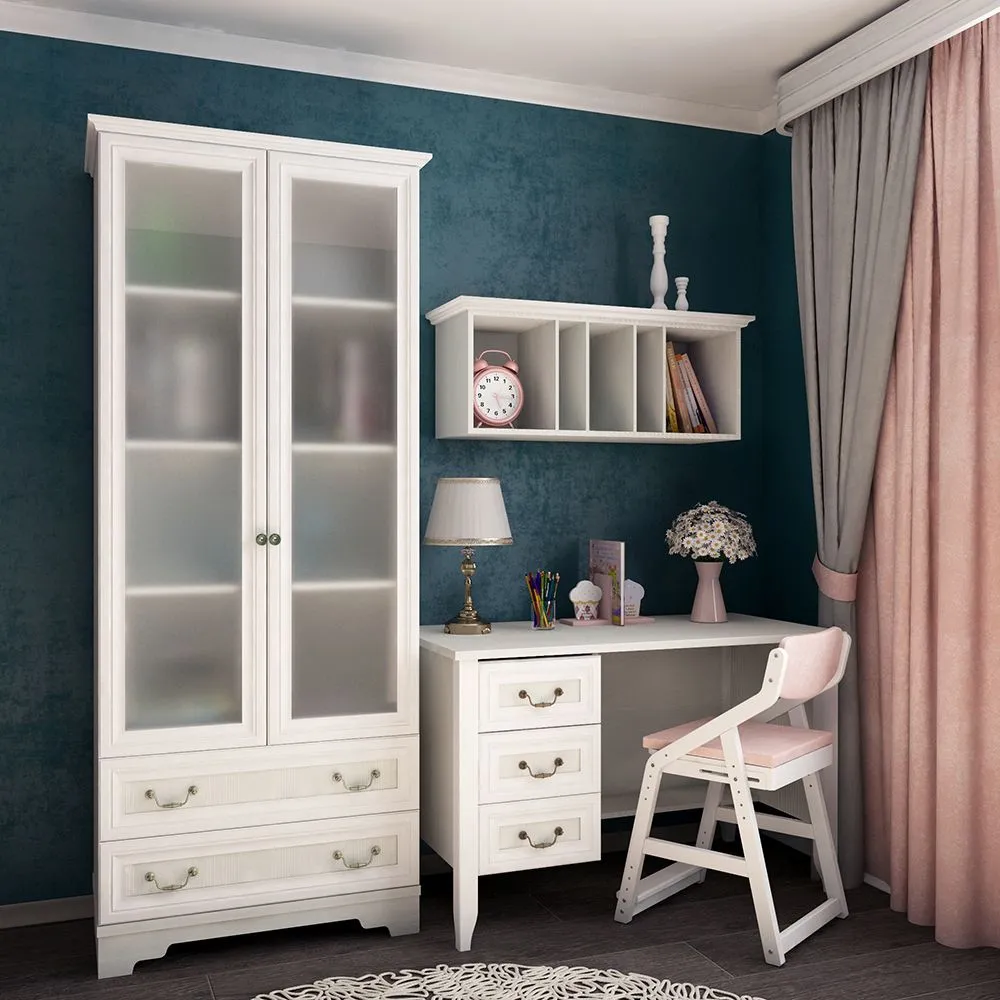 Рабочий уголок для девочки «Классика»