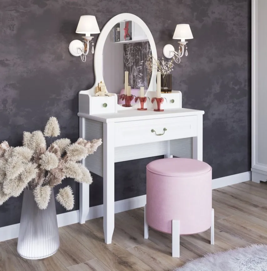 Туалетный столик